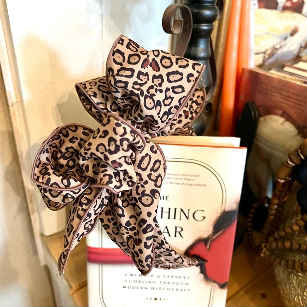 New! The Big Bow “Cheetah” Wired Ribbon Bow Statement Headband 🐆